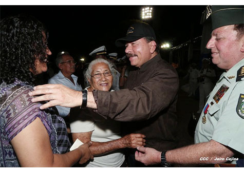 Daniel y Rosario presiden acto del XXXIII Aniversario de la Fuerza Naval