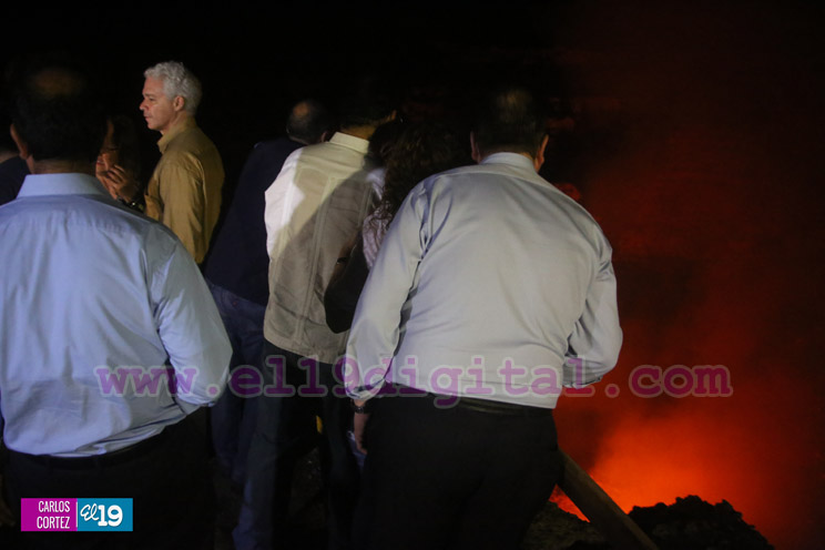 Delegaciones de Corea del Sur y Centroamérica visitan el Volcán Masaya