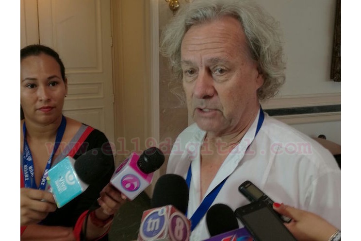 Experto de origen belga sugiere a los nicaragüenses construir sus casas con bambú