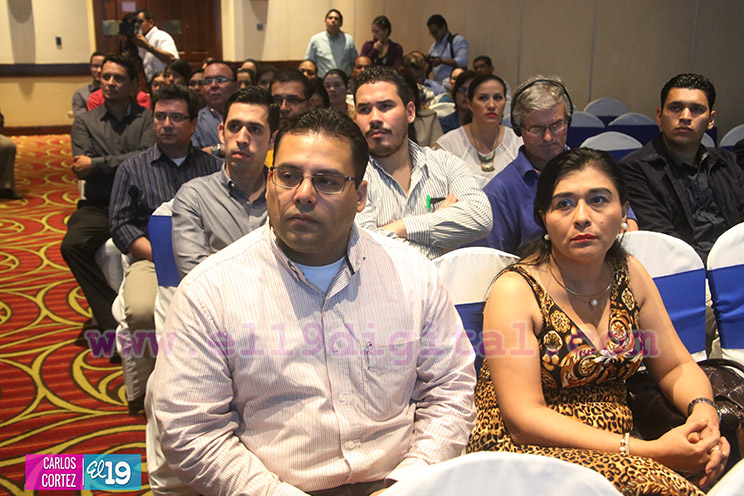 Congreso Médico organizado por Hospital Vivian Pellas analiza el uso desmedido de antibióticos