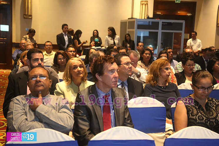 Congreso Médico organizado por Hospital Vivian Pellas analiza el uso desmedido de antibióticos
