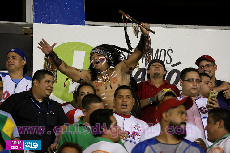 Más de 7 mil personas llenaron el Estadio Nacional Denis Martínez (FOTOS)