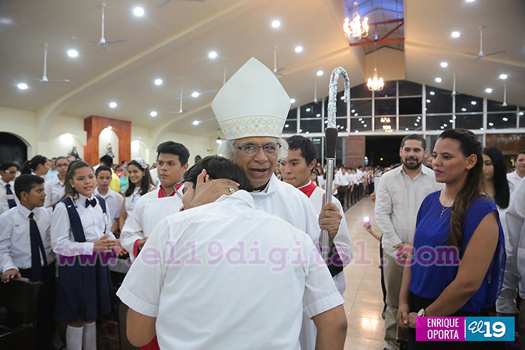 Cardenal Leopoldo Brenes celebra a San Miguel Arcángel en Las Brisas