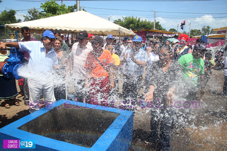 Pobladores de la Máximo Jerez cuentan con más de 20 horas de abastecimiento de agua potable