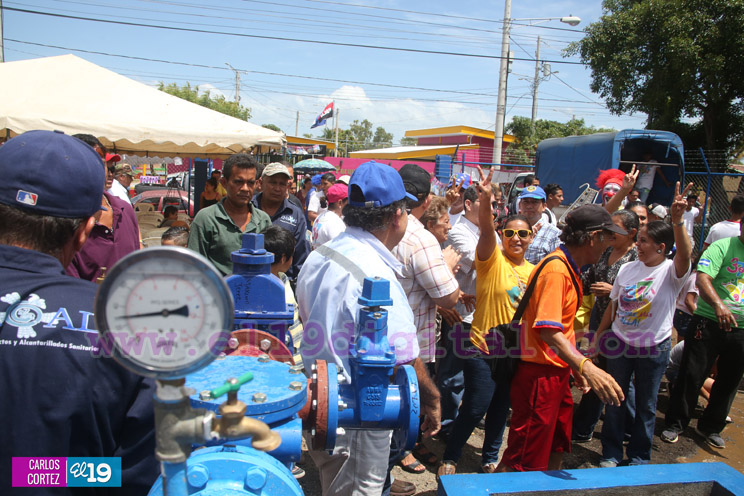 Pobladores de la Máximo Jerez cuentan con más de 20 horas de abastecimiento de agua potable
