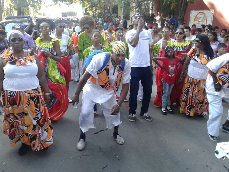 Chinandega baila al ritmo de Palo de Mayo