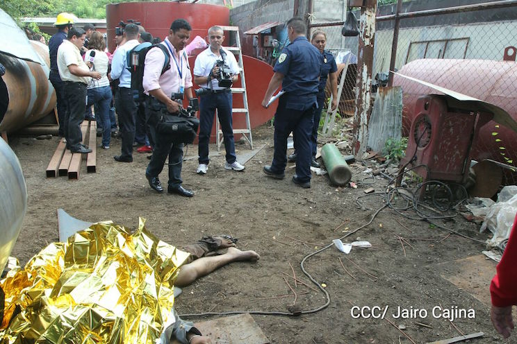 Un muerto y dos lesionados por explosión en taller metalúrgico