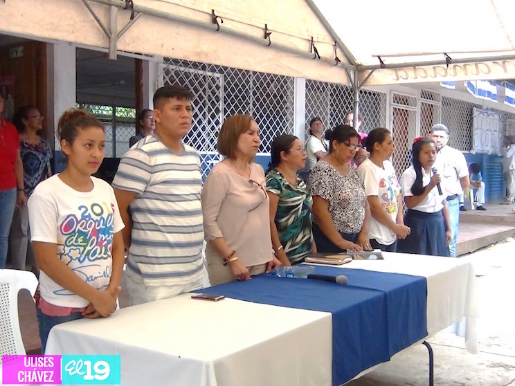 Inauguran un aula de clases en la Escuela San Juan Bosco en Granada