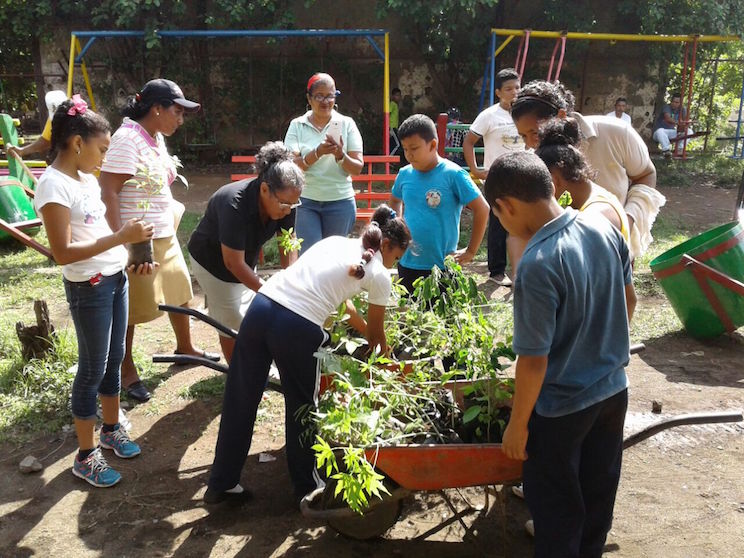 Campaña Mi Barrio y Comunidad Más Limpios avanza en los diferentes municipios del país