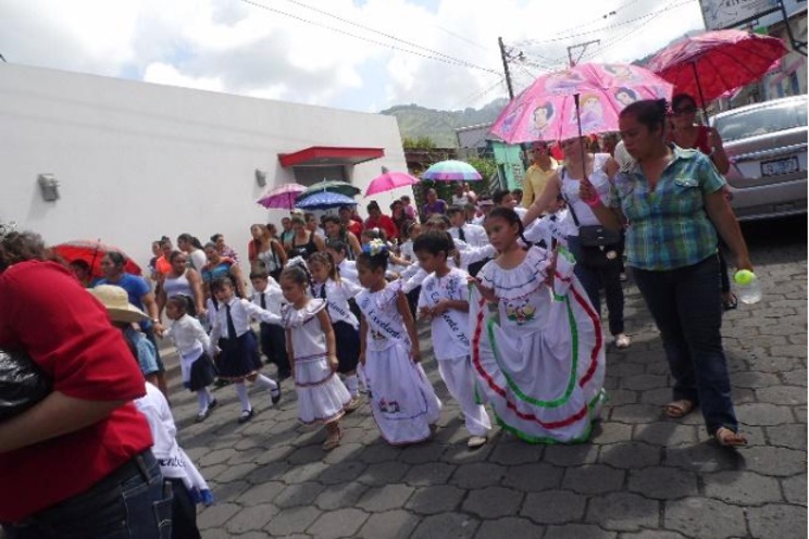 Seiscientos niñ@s de Jinotega participan en hermosa caminata