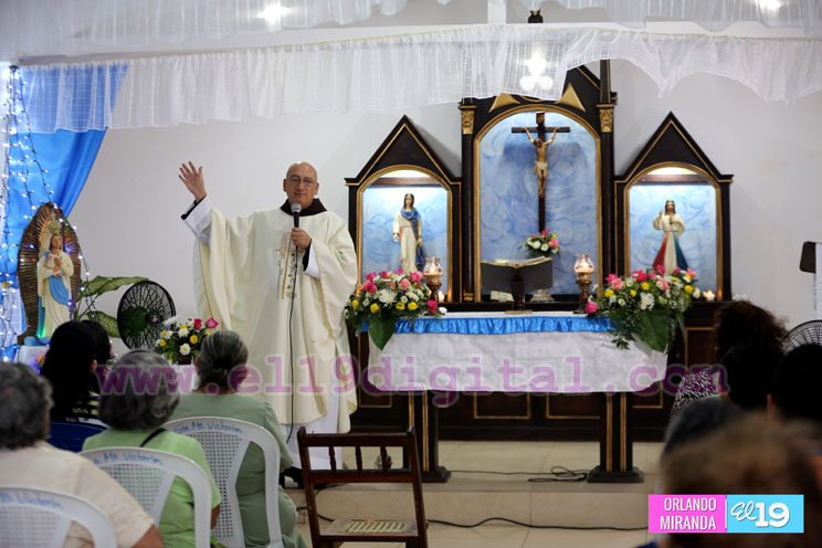 Solemne eucaristía en honor a la Santísima Virgen del Rosario