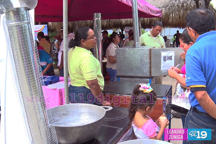 Intur entrega bonos a pequeños emprendimientos familiares turísticos