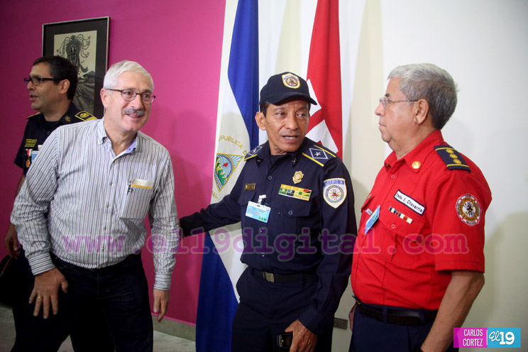 Jefe de Bomberos de Hamburgo llega a Nicaragua para fortalecer lazos de cooperación y colaboración