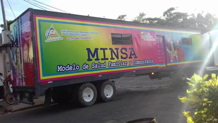 Familias de León reciben atención de calidad en Clínicas Móviles