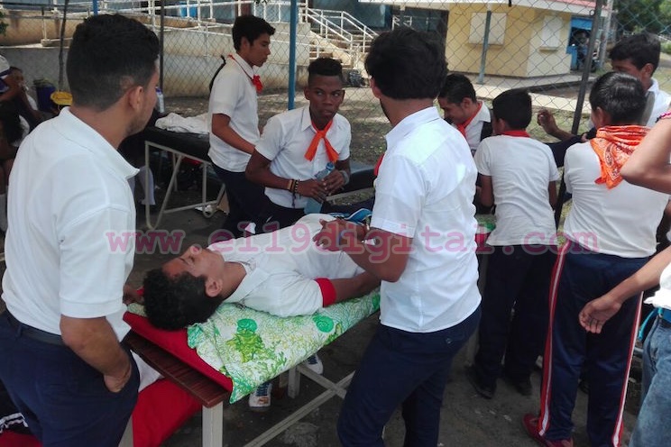Estudiantes nicaragüenses demuestran sus capacidades frente a emergencias a delegados del SICA