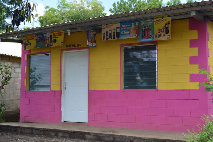 Gobierno entrega viviendas y mejora condiciones de vida a familias de Chinandega