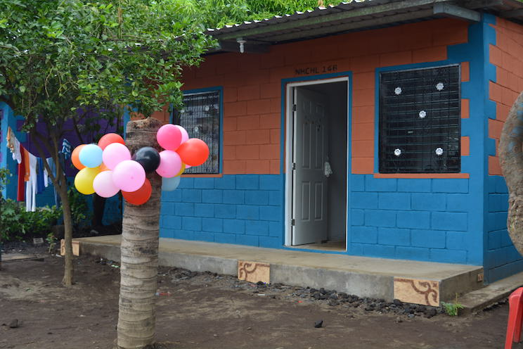 Gobierno entrega viviendas y mejora condiciones de vida a familias de Chinandega