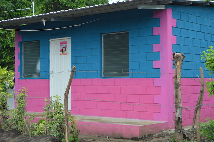 Gobierno entrega viviendas y mejora condiciones de vida a familias de Chinandega