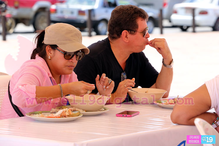 Disfrutando de los productos y gastronomía marina