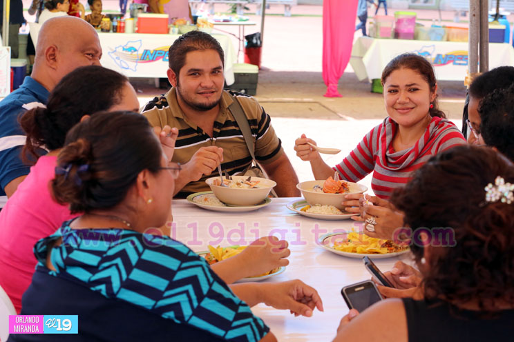 Disfrutando de los productos y gastronomía marina