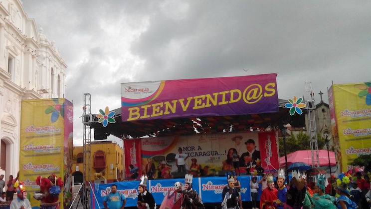 Carazo visita a León en Encuentros Orgullo de Mi Municipio