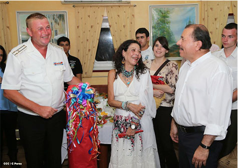Rosario: Visita al buque “Moscú” fue un encuentro entre pueblos