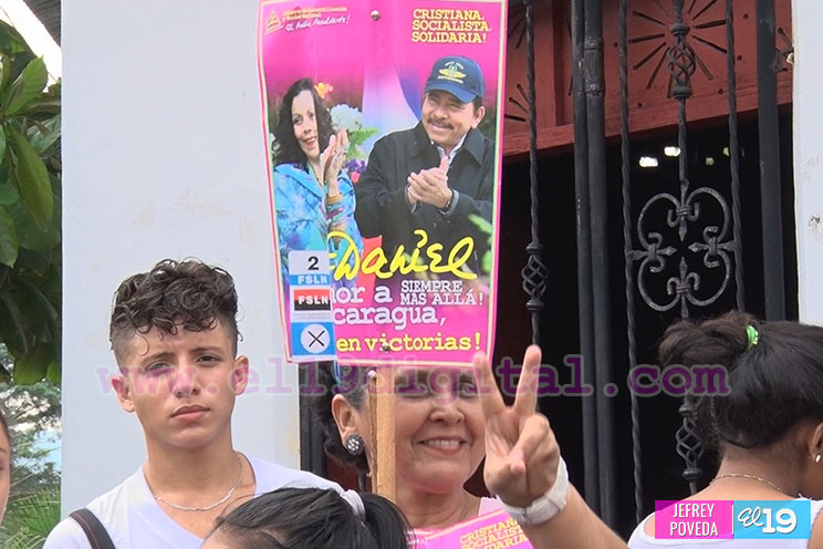 Ciudad Darío celebra multitudinaria y colorida caminata para ratificar apoyo al modelo Cristiano, Socialista y Solidario