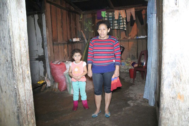 Fuertes lluvias provocan deslaves y deja casas anegadas en Yalí, Jinotega