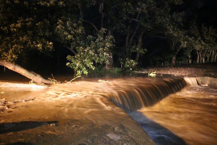 Fuertes lluvias provocan deslaves y deja casas anegadas en Yalí, Jinotega