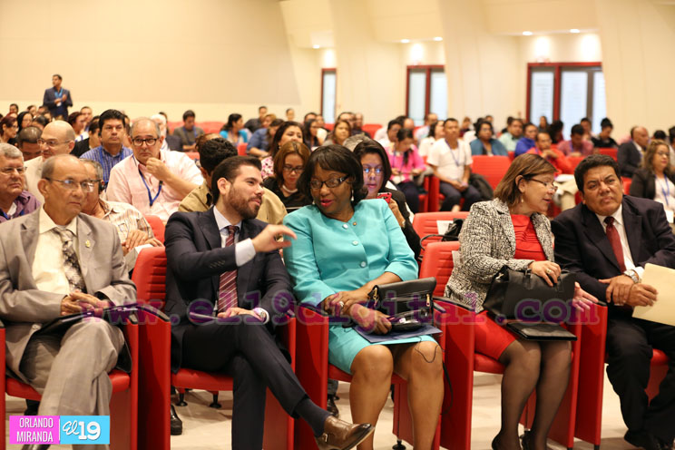 Especialistas de la salud intercambian conocimientos en el III Congreso Internacional Nicaragua-Rusia 2016