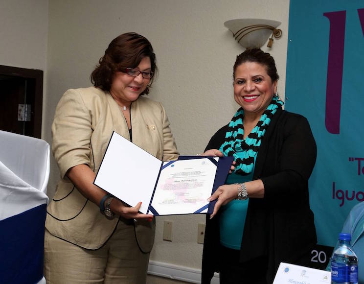 ALMA entrega reconocimiento de Huésped Distinguido a delegación internacional que participa en el IV Encuentro Regional Integradas con Seguridad