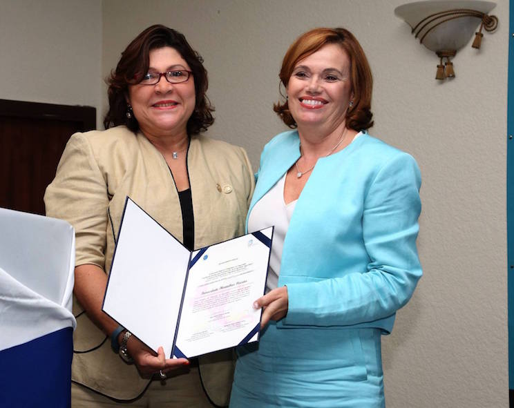 ALMA entrega reconocimiento de Huésped Distinguido a delegación internacional que participa en el IV Encuentro Regional Integradas con Seguridad