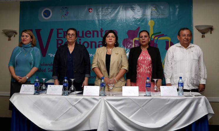 ALMA entrega reconocimiento de Huésped Distinguido a delegación internacional que participa en el IV Encuentro Regional Integradas con Seguridad