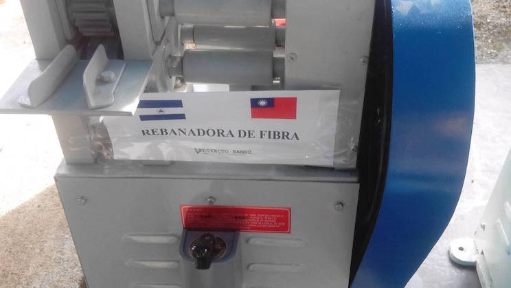 China Taiwán entrega maquinarias a Nicaragua para un mejor y rápido procesamiento del Bambú