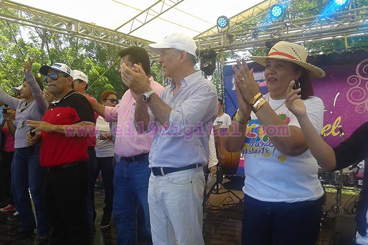 Tipitapa desbordada en apoyo al Comandante Daniel y la Compañera Rosario