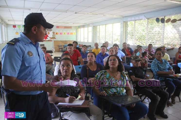 Policías electorales reciben capacitación