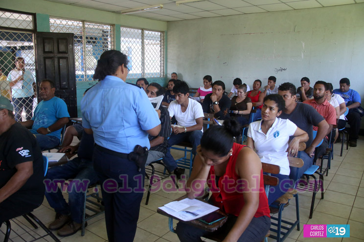 Policías electorales reciben capacitación