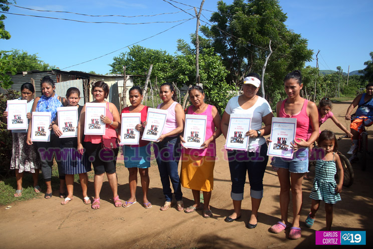 En Monte Sion viven días de felicidad con la entrega de títulos
