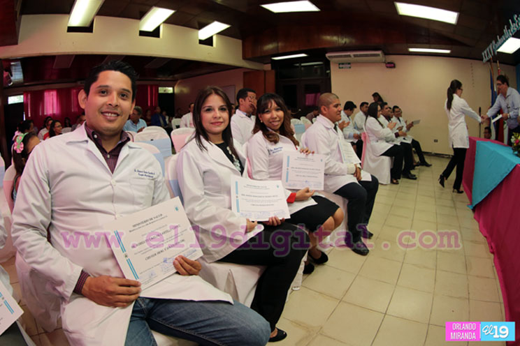 Nuevos médicos nicaragüenses fortalecerán Sistema de Salud Pública