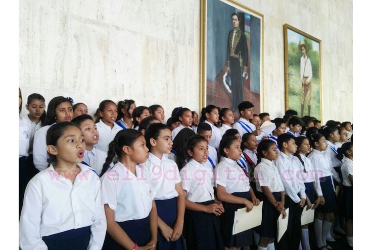 Firman convenio para crear 23 orquestas estudiantiles municipales