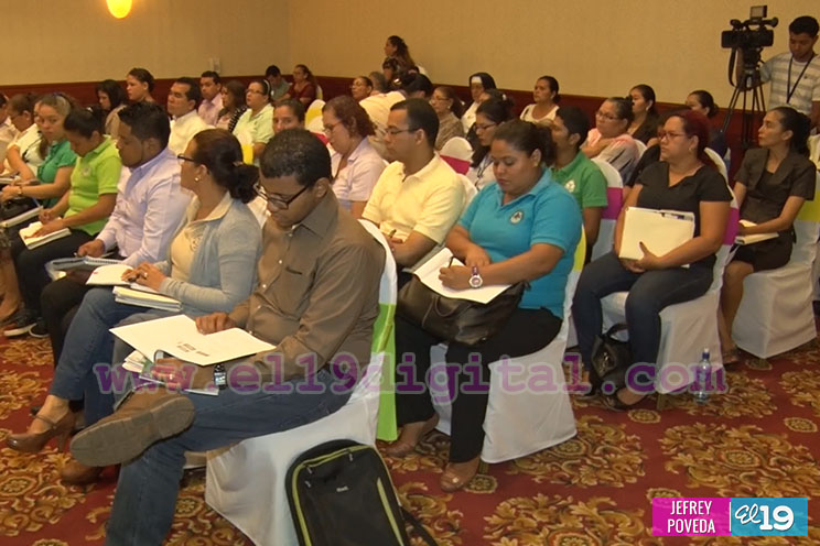Mined y Directores de centros educativos privados, unidos por la calidad educativa 