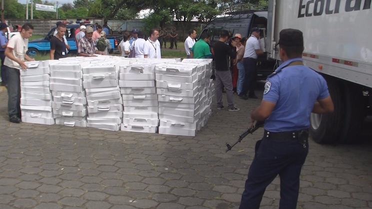 Arriba material electoral a Estelí 