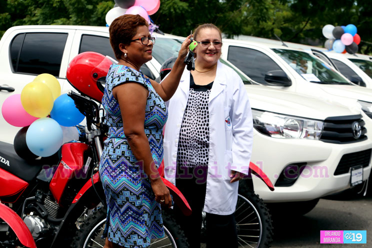 Gobierno Sandinista fortalece unidades de salud del país con la entrega de medios de transporte