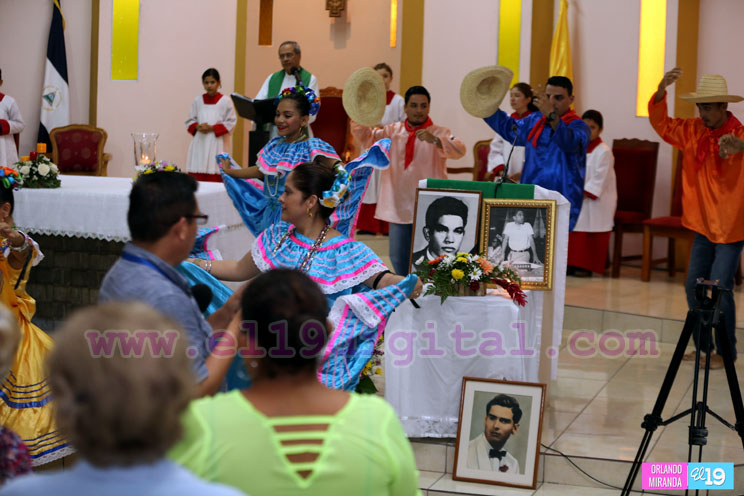 Misa por héroes y mártires de Raití-Bocay