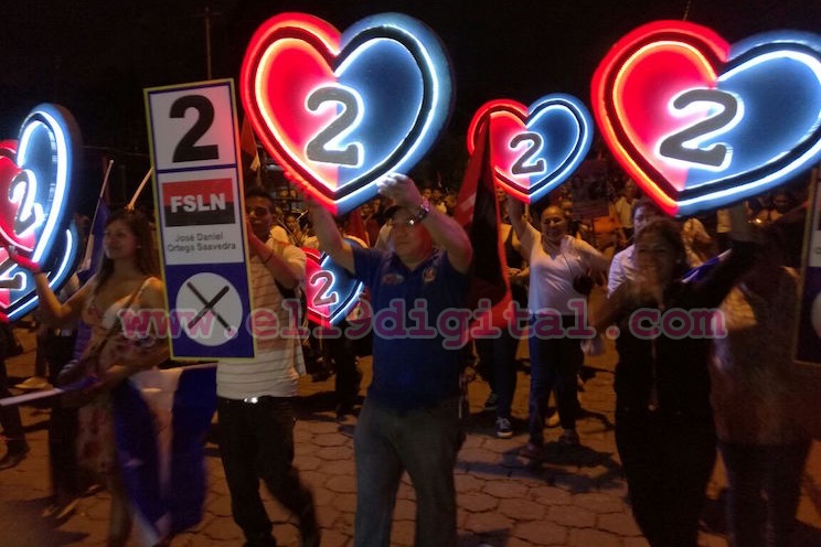 La Caminata de la Victoria enciende los corazones del Amor, la Paz y la Alegría ratificando a Daniel y Rosario