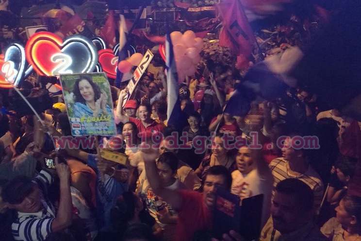 La Caminata de la Victoria enciende los corazones del Amor, la Paz y la Alegría ratificando a Daniel y Rosario