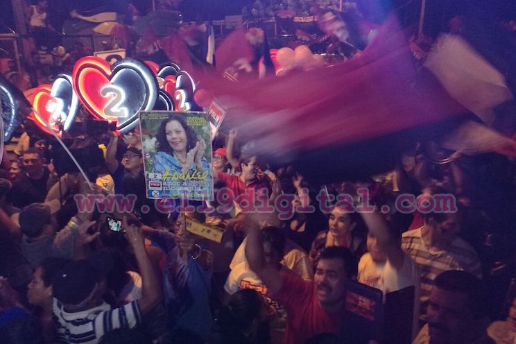La Caminata de la Victoria enciende los corazones del Amor, la Paz y la Alegría ratificando a Daniel y Rosario