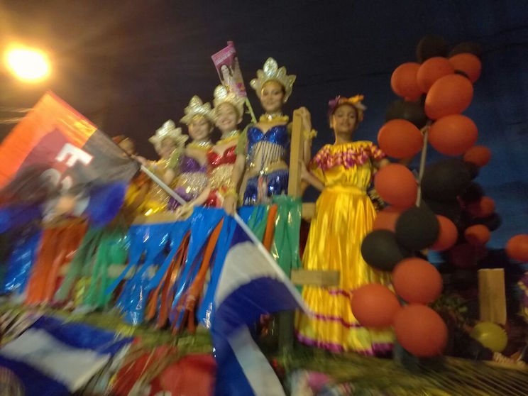 La Caminata de la Victoria enciende los corazones del Amor, la Paz y la Alegría ratificando a Daniel y Rosario