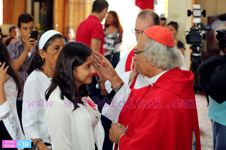 Jóvenes de Masaya reciben sacramento de la Confirmación