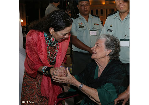 Daniel y Rosario presiden acto en saludo al 34 aniversario del Cuerpo Médico Militar